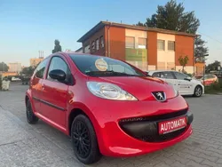 Rouge scarlet Gebraucht 2007 Peugeot 107 Filou Kleinwagen | 4.490 € (Etwas zu teuer)