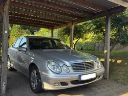 Silber Gebraucht 2003 Mercedes E200 Classic Limousine | 1.999 €