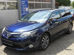 Blau Gebraucht 2014 Toyota Avensis Edition Kombi | 11.550 € (Fairer Preis)
