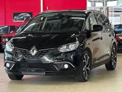 Schwarz Gebraucht 2017 Renault Grand Scénic IV Bose Edition Van / Kleinbus | 17.850 € (Etwas zu teuer)
