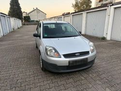 Silber Gebraucht 2006 Ford Fiesta Kleinwagen | 2.600 € (Fairer Preis)