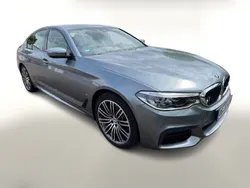 Grau Gebraucht 2018 BMW 530e M Sport Limousine | 37.298 €