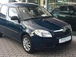Blau Gebraucht 2009 Skoda Roomster Plus Edition Van / Kleinbus | 4.998 € (Teuer)