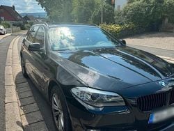 Schwarz Gebraucht 2011 BMW 528 Kombi | 15.999 € (Teuer)