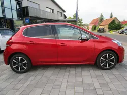 Rouge elixir Gebraucht 2019 Peugeot 208 Allure Kleinwagen | 13.900 € (Guter Preis)