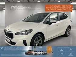 Weiß Gebraucht 2024 BMW 216 Active Tourer Luxury Line Van / Kleinbus | 27.980 € (Fairer Preis)