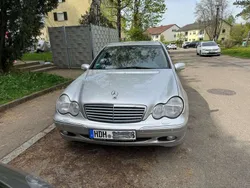 Silber Gebraucht 2001 Mercedes C220 Limousine | 4.000 € (Teuer)