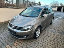 Braun Gebraucht 2011 VW Golf Plus Cross Team Van / Kleinbus | 5.495 € (Fairer Preis)