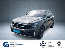Grau Gebraucht 2024 VW Touareg R-line SUV | 70.740 € (Teuer)