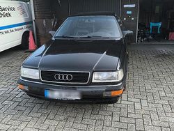 Schwarz Gebraucht 1988 Audi V8 Limousine | 7.200 €