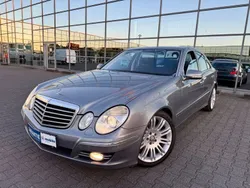 Silber Gebraucht 2009 Mercedes E230 Avantgarde Limousine | 11.690 €