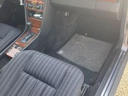 Braun Gebraucht 1992 Mercedes 230 Limousine | 9.500 €
