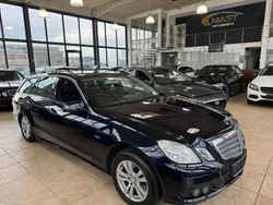Blau Gebraucht 2010 Mercedes E350 Kombi | 13.490 € (Fairer Preis)