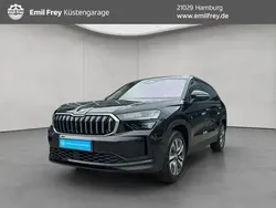 Schwarzmagic perleffekt met. Gebraucht 2024 Skoda Kodiaq Selection SUV | 44.990 € (Guter Preis)