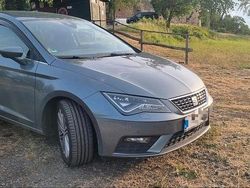 Grau Gebraucht 2017 Seat Leon Limousine | 10.700 € (Fairer Preis)