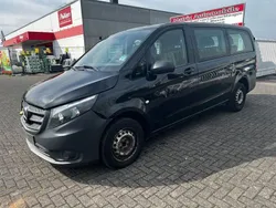 Schwarz Gebraucht 2017 Mercedes Vito Van / Kleinbus | 10.999 €