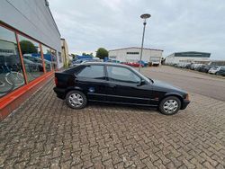 Schwarz Gebraucht 1999 BMW 316 Limousine | 1.950 € (Fairer Preis)