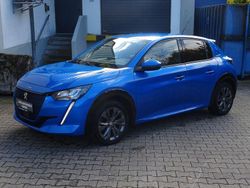 Blau Gebraucht 2020 Peugeot e-208 Allure Kleinwagen | 9.900 € (Fairer Preis)