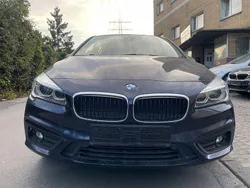 Blau Gebraucht 2016 BMW 218 Gran Tourer Advantage Van / Kleinbus | 6.990 €