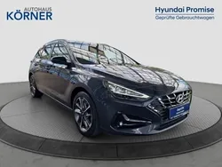 Grau Gebraucht 2022 Hyundai i30 Edition 30+ Kombi | 20.900 € (Fairer Preis)