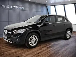 Schwarz Gebraucht 2022 Mercedes GLA200 Style SUV | 30.880 € (Guter Preis)