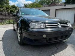 Schwarz Gebraucht 2001 VW Golf IV Basis Kombi | 2.750 € (Fairer Preis)