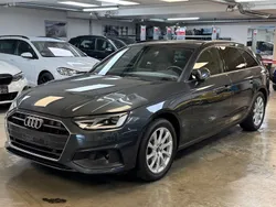 Grau Gebraucht 2024 Audi A4 S-Line Kombi | 33.900 € (Fairer Preis)