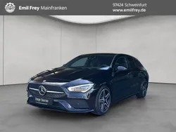 Schwarz Gebraucht 2023 Mercedes CLA200 Shooting Brake AMG Kombi | 29.980 € (Fairer Preis)