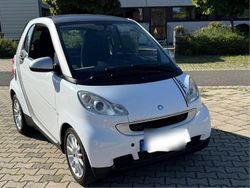 Weiß Gebraucht 2010 Smart ForTwo Coupé Passion Coupé | 3.990 € (Fairer Preis)