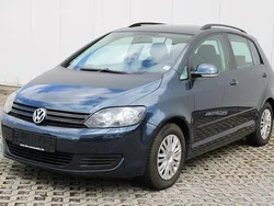 Blau Gebraucht 2009 VW Golf Plus Cross Comfortline Van / Kleinbus | 7.499 € (Fairer Preis)