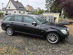 Schwarz Gebraucht 2025 Mercedes C220 Kombi | 4.999 €