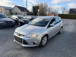 Silber Gebraucht 2013 Ford Focus Kombi | 1.750 € (Guter Preis)