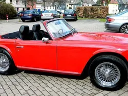 Rot Gebraucht 1971 Triumph TR6 Cabrio | 27.000 €