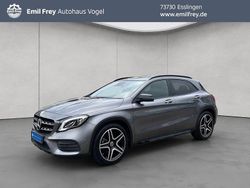 Grau Gebraucht 2020 Mercedes GLA200 AMG line SUV | 28.990 € (Etwas zu teuer)
