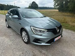Grau Gebraucht 2021 Renault Mégane IV Zen Limousine | 11.990 € (Fairer Preis)