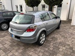 Silber Gebraucht 2008 Opel Astra Limousine | 2.400 € (Fairer Preis)