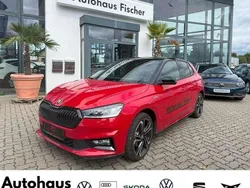 Velvetrot premium metallic bl Gebraucht 2024 Skoda Fabia Monte Carlo Kleinwagen | 28.420 € (Etwas zu teuer)