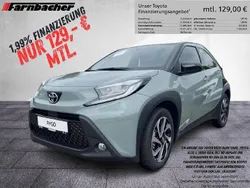 Urban khaki (6x3)/ black mica (2 Neu 2025 Toyota Aygo Comfort Kleinwagen | 20.690 €