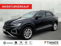 Deep black perleffekt Gebraucht 2024 VW T-Roc Style SUV | 27.370 € (Guter Preis)