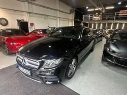 Schwarz Gebraucht 2017 Mercedes E220 AMG line Limousine | 27.900 € (Fairer Preis)
