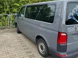 Grau Gebraucht 2016 VW T6 Van | 21.900 € (Fairer Preis)