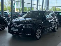 Schwarz Gebraucht 2016 VW Tiguan Highline SUV | 21.200 € (Fairer Preis)