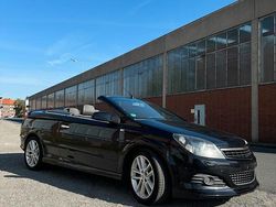 Schwarz Gebraucht 2006 Opel Astra Cabriolet Cabrio | 3.950 € (Fairer Preis)