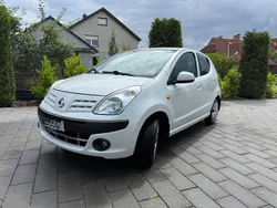 Weiß Gebraucht 2010 Nissan Pixo Kleinwagen | 2.999 € (Fairer Preis)