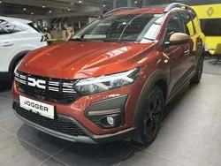 Braun Neu 2025 Dacia Jogger Extreme Kombi | 25.530 € (Teuer)