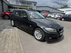 Black metallic Gebraucht 2012 BMW 318 Kombi | 8.900 € (Fairer Preis)