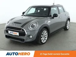 Grau Gebraucht 2018 Mini Cooper S Kleinwagen | 17.090 € (Fairer Preis)
