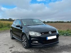 Schwarz Gebraucht 2015 VW Polo R-line Kleinwagen | 7.700 €