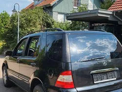 Schwarz Gebraucht 2005 Mercedes ML400 SUV | 3.500 €