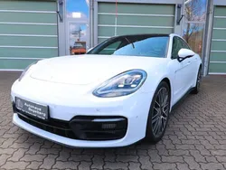 Weiß Neu 2025 Porsche Panamera 4 Platinum Edition Limousine | 96.900 €